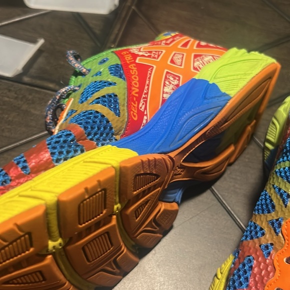 Asics Gel Noosa Tri 9 colorful leather and synthetic EU size 39 unisex running - Picture 8 of 11